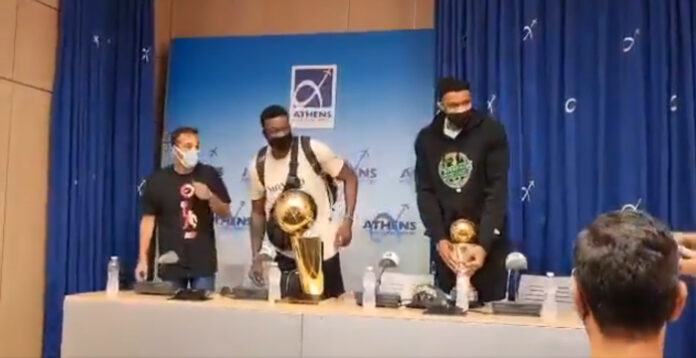 Γιάννης και Θανάσης Αντετοκούνμπο